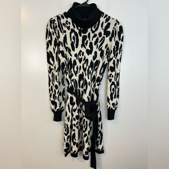 NWT Who What Wear Black/White Leopard/Animal Print Sweater Mini Dress Medium - Picture 3 of 14